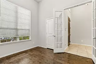 1136 Crest Meadow Dr, Fort Worth, TX 76052 - Photo 3