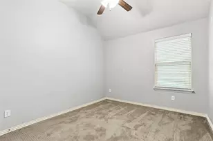 1136 Crest Meadow Dr, Fort Worth, TX 76052 - Photo 19