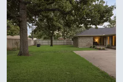 110 Oakmont Drive, Trophy Club, TX 76262 - Photo 39