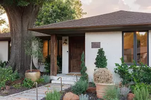 6861 E Mockingbird Ln, Dallas, TX 75214 - Photo 1