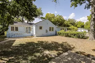 606 Bryson St, Waxahachie, TX 75165 - Photo 23