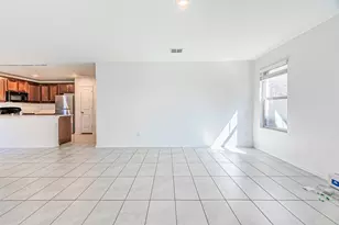 14037 Earlham St, Pilot Point, TX 76258 - Photo 5