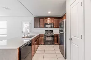 14037 Earlham St, Pilot Point, TX 76258 - Photo 13