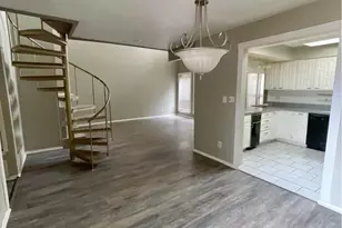 9820 Smokefeather Ln, Dallas, TX 75243 - Photo 7