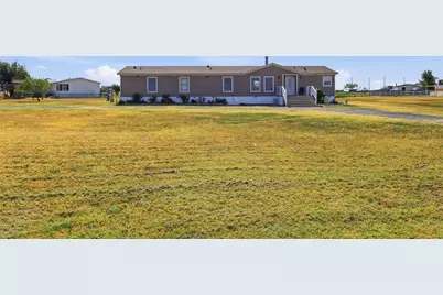 5812 Black Springs Lane, Joshua, TX 76058 - Photo 3
