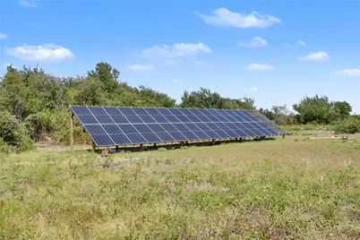 6927 State Highway 22, Bynum, TX 76631 - Photo 17
