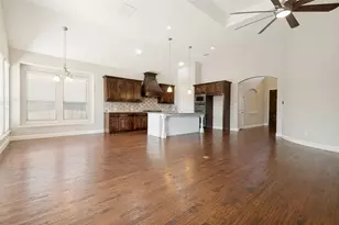 901 Colby Dr, Mansfield, TX 76063 - Photo 9