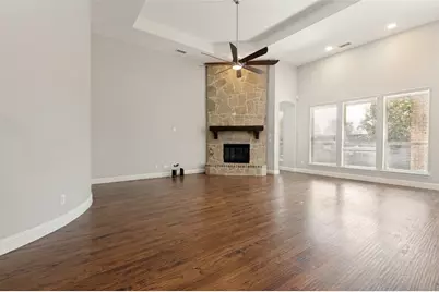 901 Colby Drive, Mansfield, TX 76063 - Photo 5