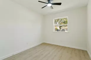 2812 E 15th St, Plano, TX 75074 - Photo 21