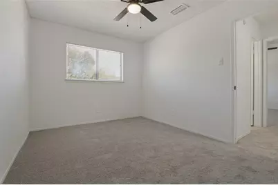 2612 Nina Circle, Grand Prairie, TX 75052 - Photo 15