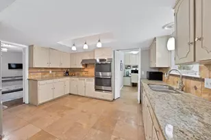 1601 Oak Meadow Dr, Irving, TX 75061 - Photo 7