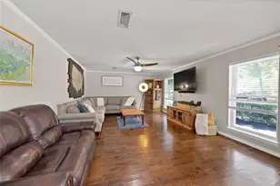 1601 Oak Meadow Dr, Irving, TX 75061 - Photo 15