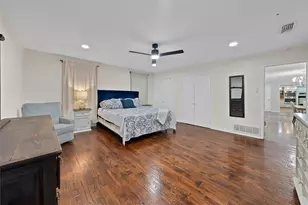 1601 Oak Meadow Dr, Irving, TX 75061 - Photo 9