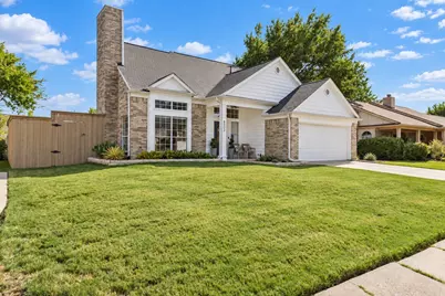 8502 Liberty Lane, Rowlett, TX 75089 - Photo 3