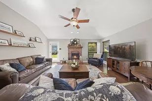 1120 Regal Dr, Garland, TX 75040 - Photo 13