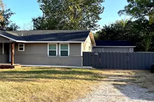 7019 Darling St, Azle, TX 76020 - Photo 13