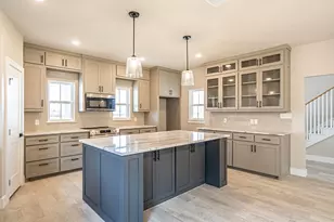 2204 Salina Cir, Granbury, TX 76048 - Photo 7