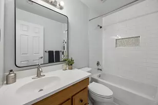 630 W Neely St, Dallas, TX 75208 - Photo 17
