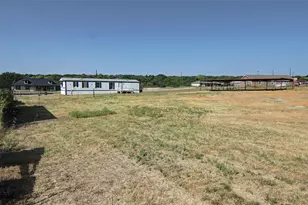 191 Oakley Cir, Weatherford, TX 76085 - Photo 5
