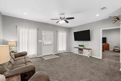 505 David Davis Drive, McGregor, TX 76657 - Photo 5