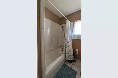 102 S Patricia Street, Lacy Lakeview, TX 76705 - Photo 21