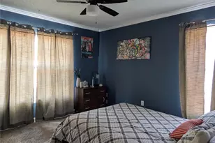 102 S Patricia St, Lacy Lakeview, TX 76705 - Photo 17