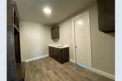 592 Lydia Lane, Granbury, TX 76049 - Photo 15