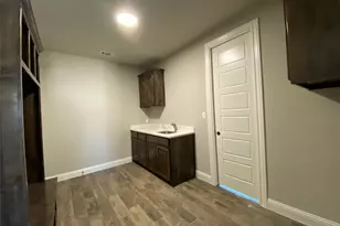 592 Lydia Ln, Granbury, TX 76049 - Photo 15