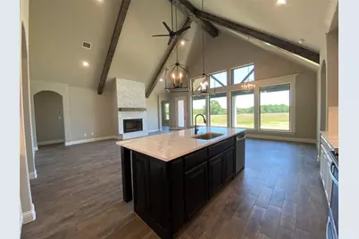 592 Lydia Lane, Granbury, TX 76049 - Photo 5