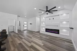 112 Spring Cir, Red Oak, TX 75154 - Photo 5