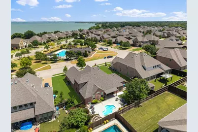 9902 Clubhouse Circle, Rowlett, TX 75089 - Photo 33