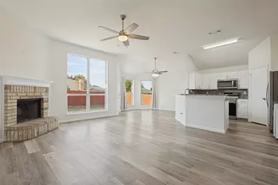 2405 Collier Drive, McKinney, TX 75071 - Photo 3