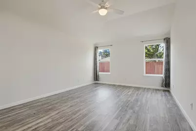 2405 Collier Drive, McKinney, TX 75071 - Photo 9