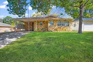 515 E Day St, Denison, TX 75021 - Photo 1