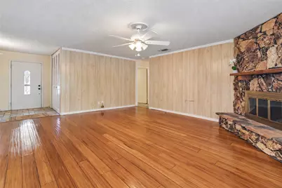 2108 Pearl Lane, Irving, TX 75060 - Photo 3