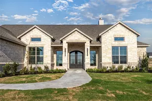 708 Burr Oak Ln, Weatherford, TX 76085 - Photo 3