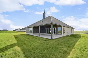 180 Aurora Ave, Valley View, TX 76272 - Photo 35