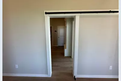 180 Aurora Avenue, Valley View, TX 76272 - Photo 7