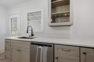 917 N Woods St, Sherman, TX 75092 - Photo 15