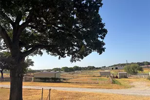 7431 Grubbs Rd, Aubrey, TX 76227 - Photo 15