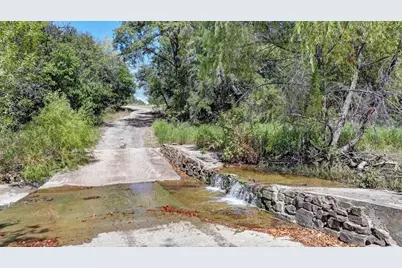 1045 Shiloh Sharps Landing, Santo, TX 76472 - Photo 15