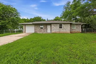 1701 Aster St, Gainesville, TX 76240 - Photo 25