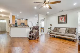 916 Sequoia Way, Saginaw, TX 76131 - Photo 5