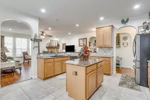 916 Sequoia Way, Saginaw, TX 76131 - Photo 9