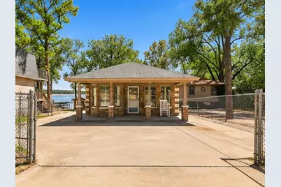 1231 E Lake Drive, Weatherford, TX 76087 - Photo 3