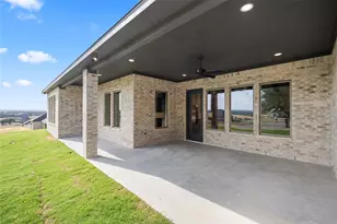 221 Oak Mdw Ln, Weatherford, TX 76085 - Photo 29