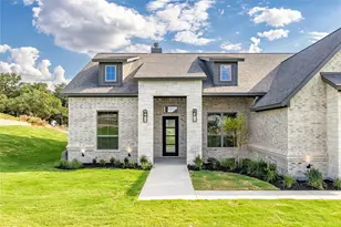 221 Oak Mdw Ln, Weatherford, TX 76085 - Photo 3