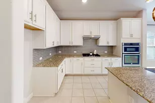 2805 Bird Creek Ct, Little Elm, TX 75068 - Photo 11