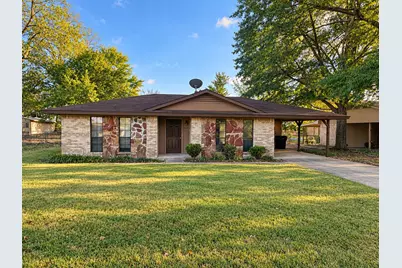 225 Elizabeth Lane, Blossom, TX 75416 - Photo 1