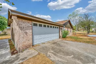 369 Anna Hobbs Ln, Bruceville Eddy, TX 76524 - Photo 23